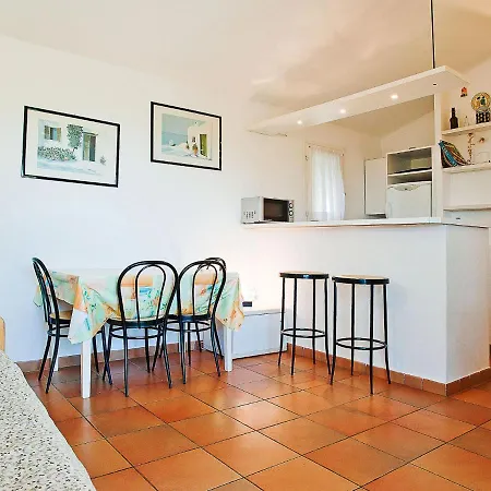 Дом отдыха Holiday Casale Di Mare - Pvc131 *